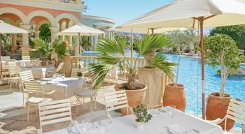 Grand Hotel El Mirador Poolside Restaurant