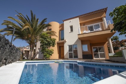 Moon Villa, Los Gigantes, Tenerife